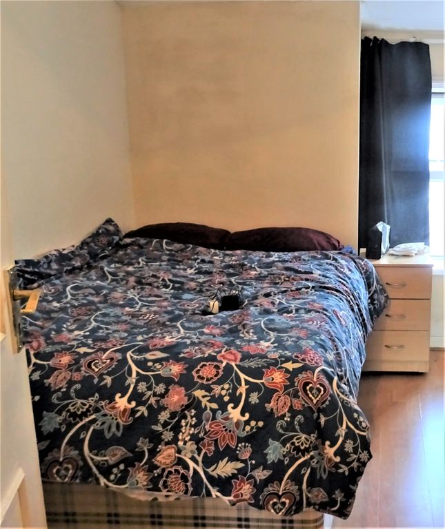 Property photo 1 of 3
