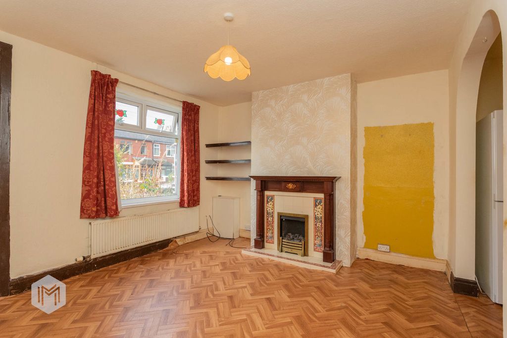 Property photo 2 of 21 Photograph