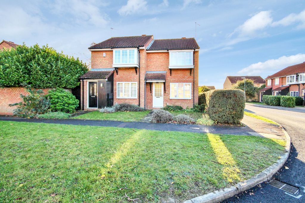 Property photo 1 of 8