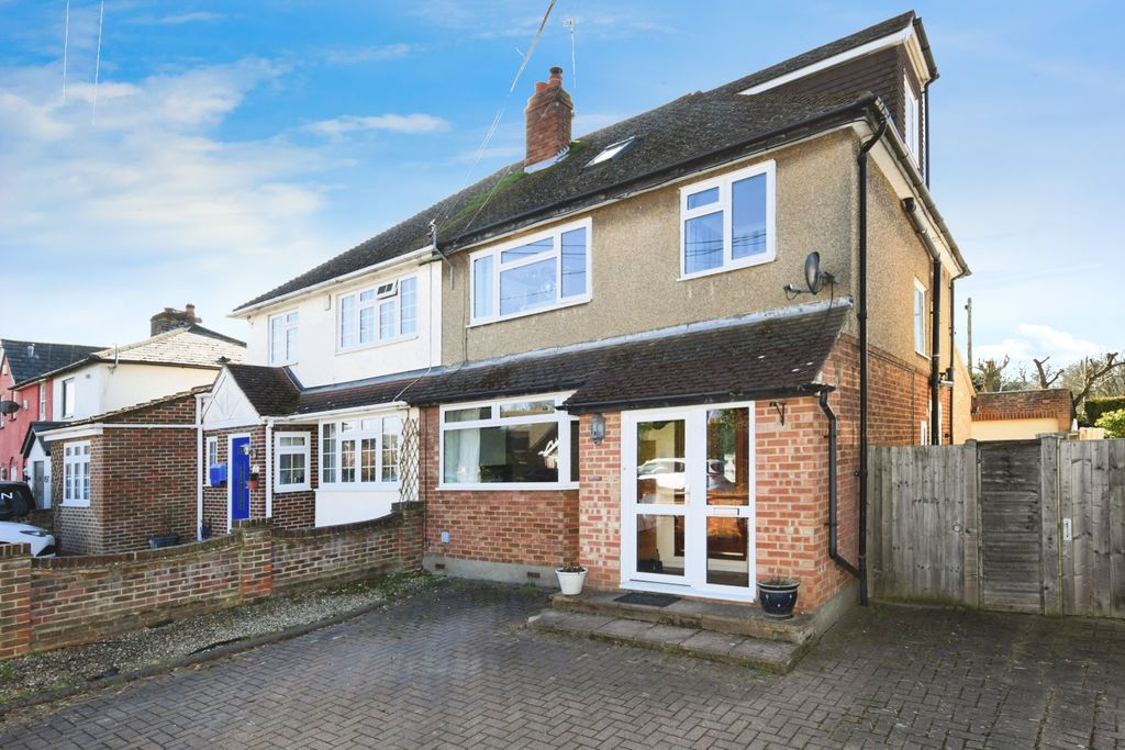 Property photo 2 of 17 External