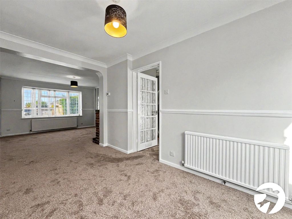 Property photo 3 of 20 Picture No. 09
