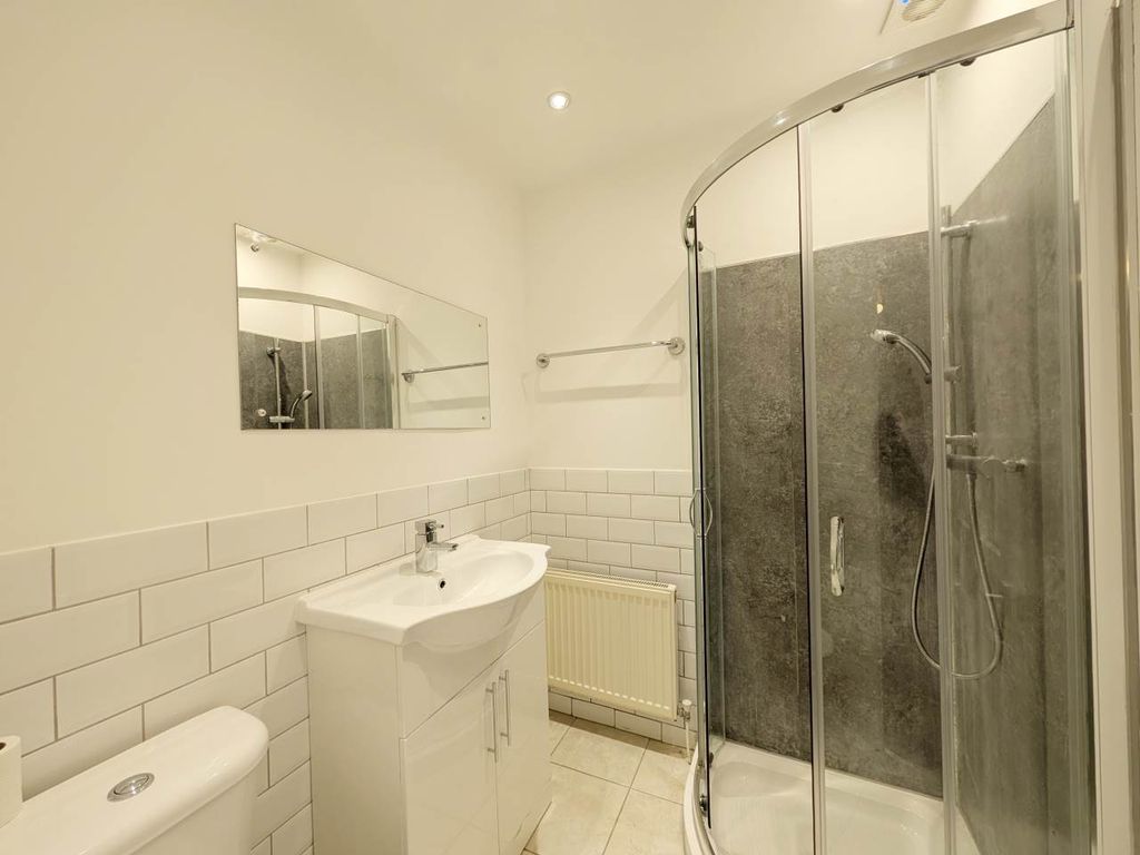 Property photo 3 of 7 Pxl_20250220_085347229