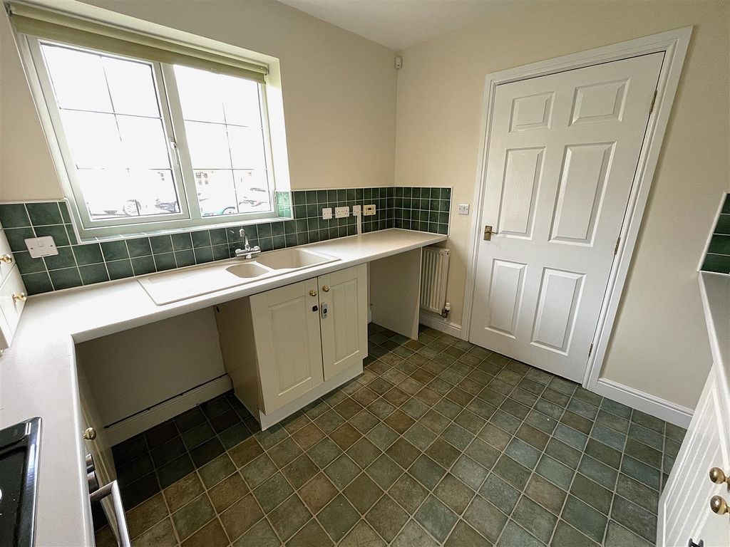 Property photo 3 of 22 Kitchen1.Jpg