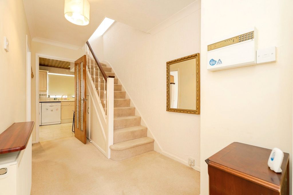 Property photo 2 of 17 Photo