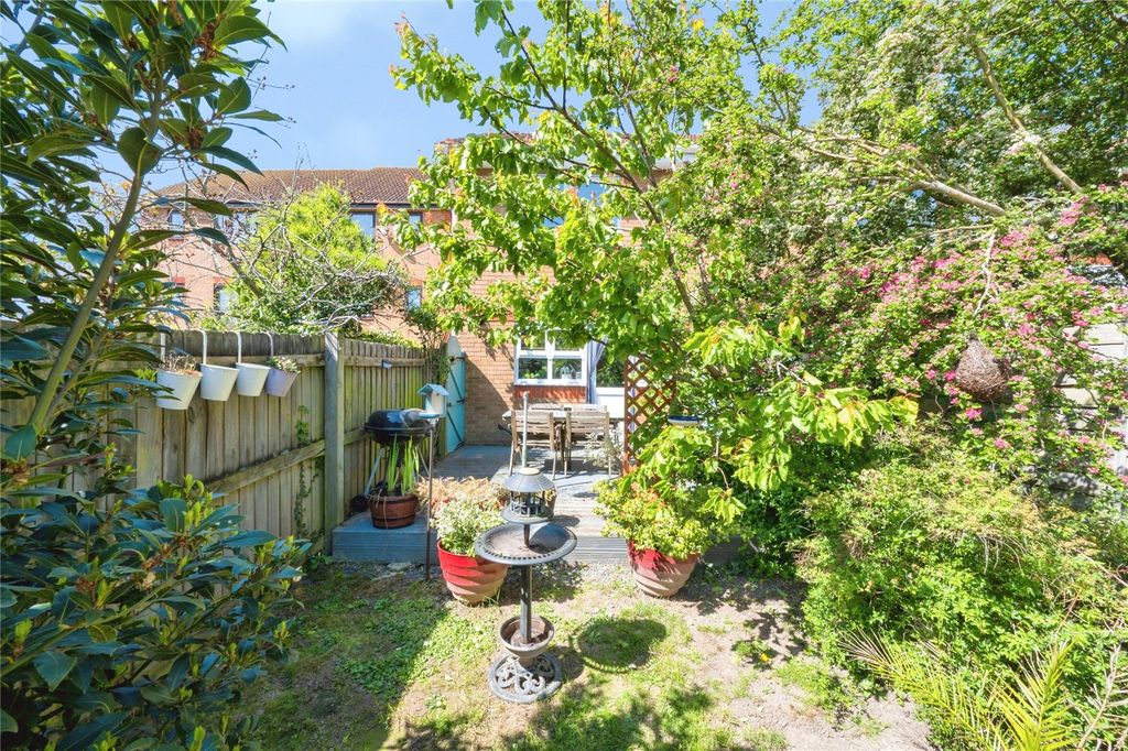 Property photo 2 of 13 Picture No. 14