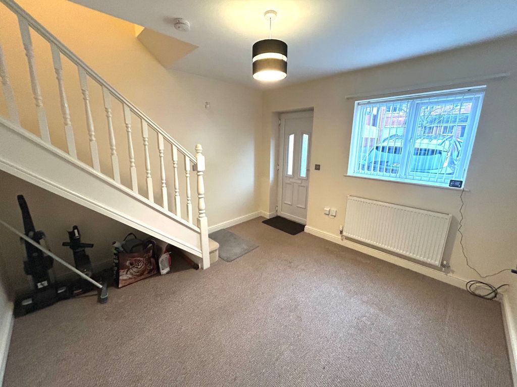 Property photo 2 of 11 Picture No. 21