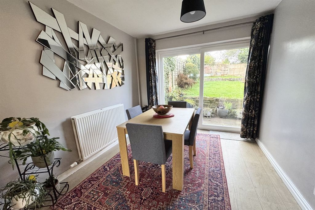 Property photo 3 of 12 Dining Room