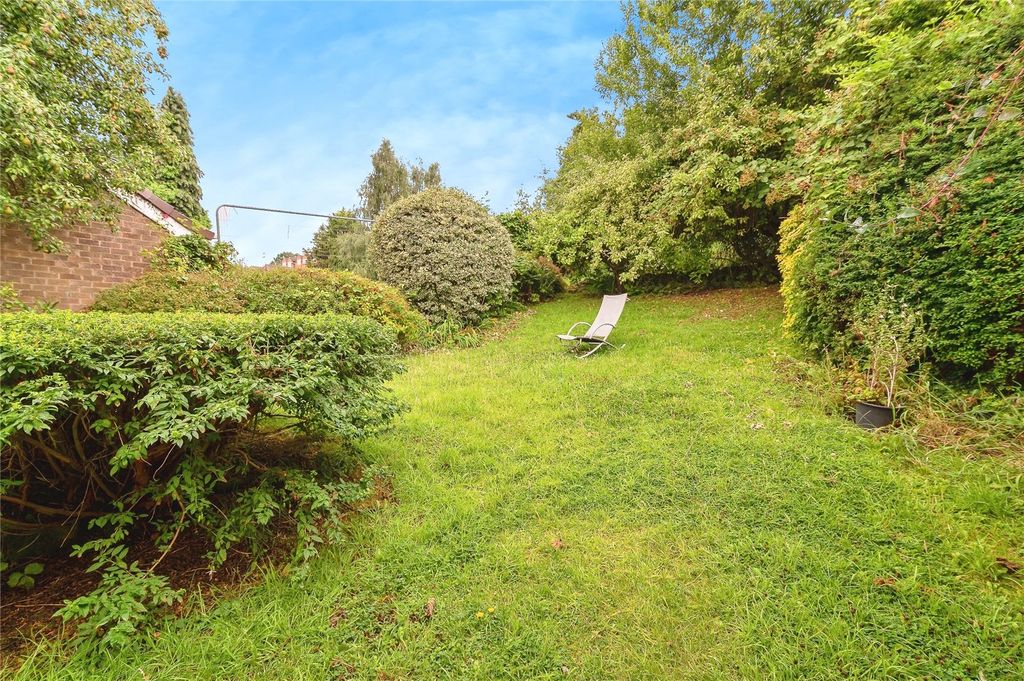 Property photo 2 of 14 Picture No. 19