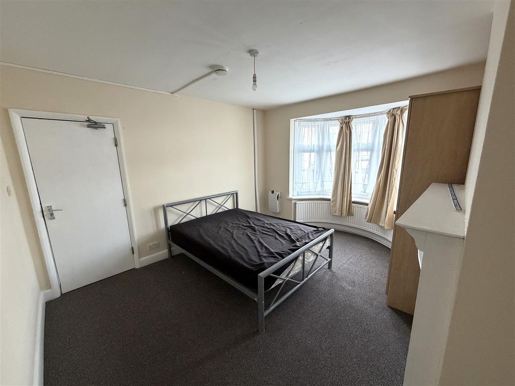 Property photo 2 of 10 Image00016.Jpeg