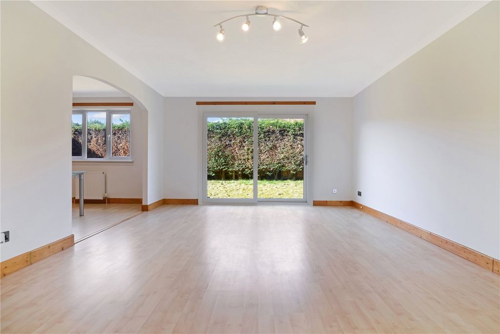 Property photo 2 of 17 Picture No. 49
