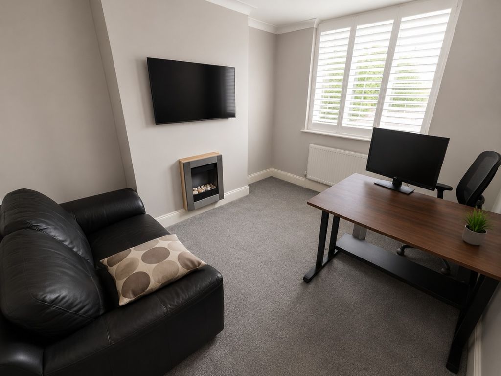 Property photo 3 of 10 5355544