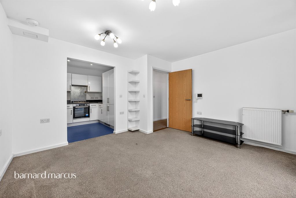 Property photo 1 of 20