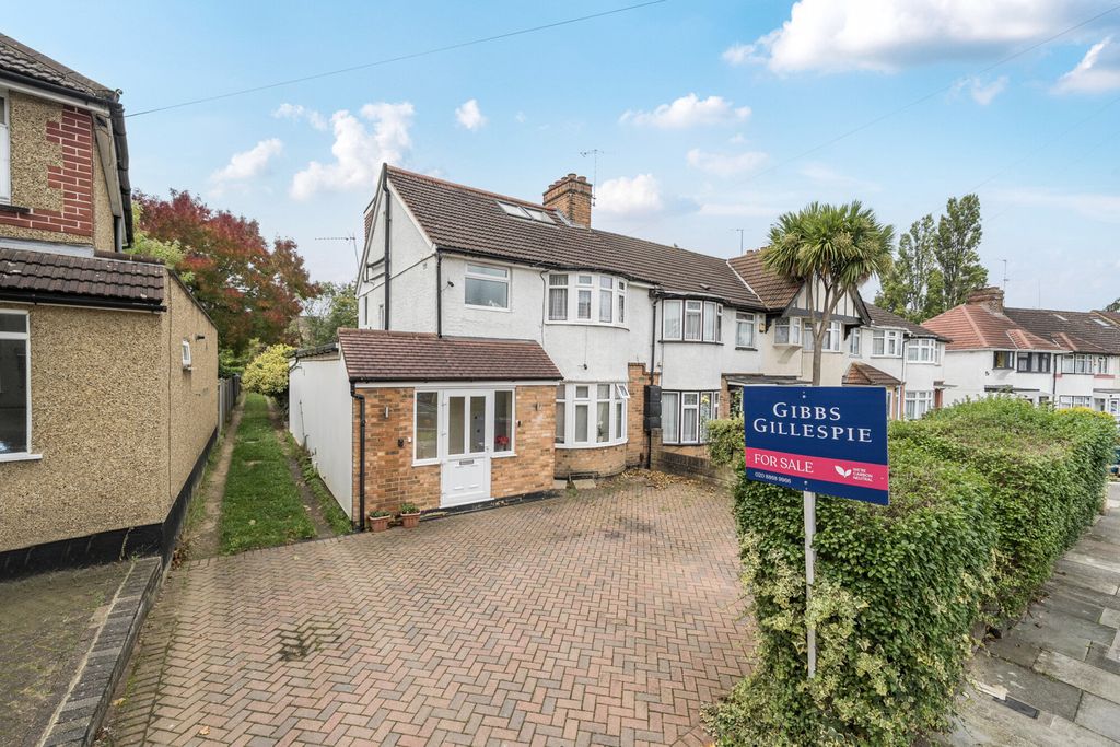 Property photo 1 of 15 1363998-1-68E64Bd...