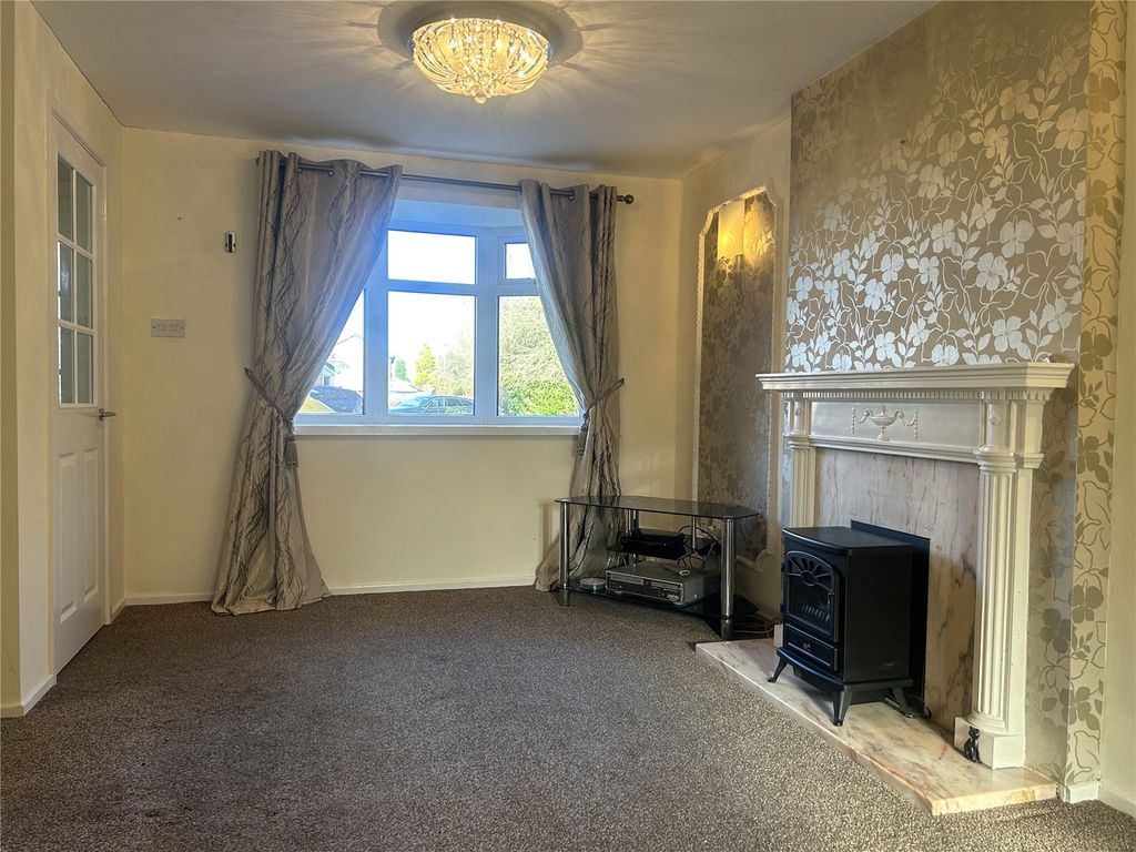 Property photo 2 of 19 Lounge/Diner