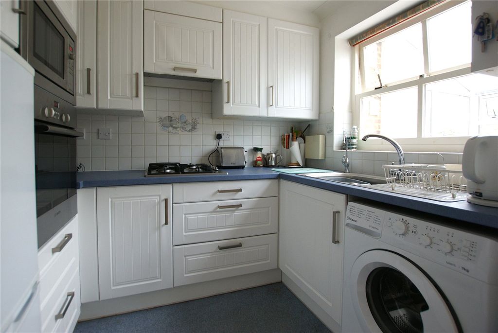 Property photo 3 of 12 Picture No. 14