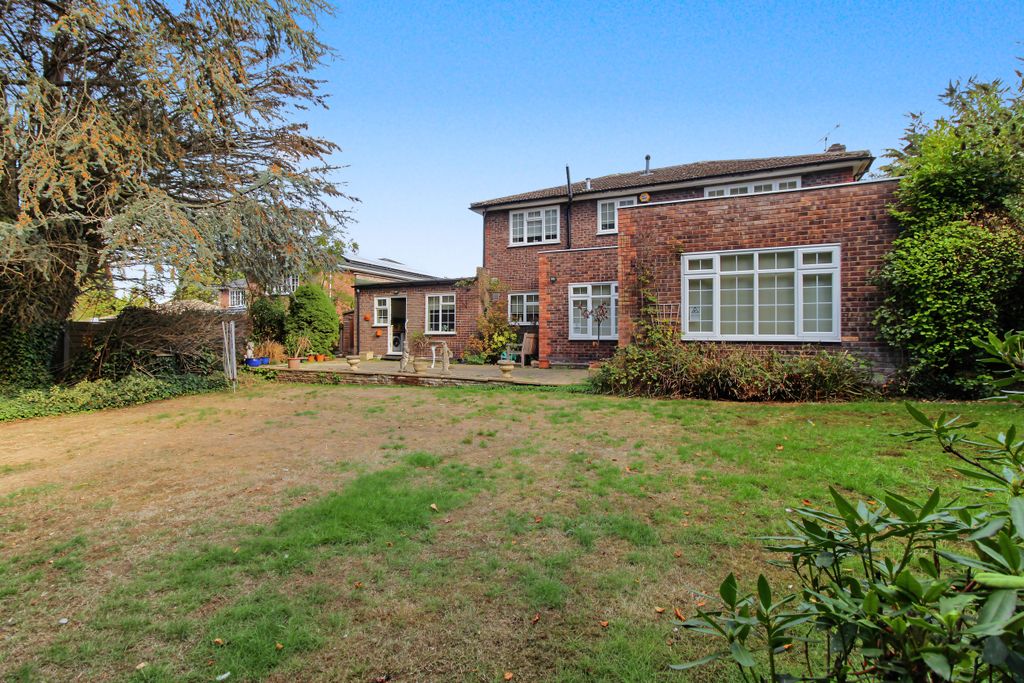 Property photo 2 of 15