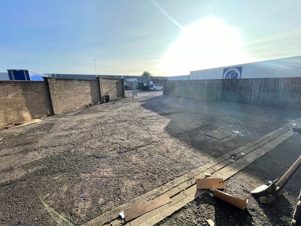 Property photo 3 of 3