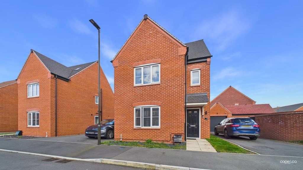 Property photo 1 of 16 4836740