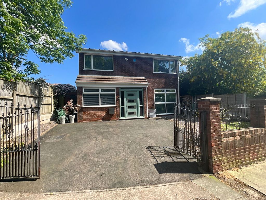 Property photo 1 of 24