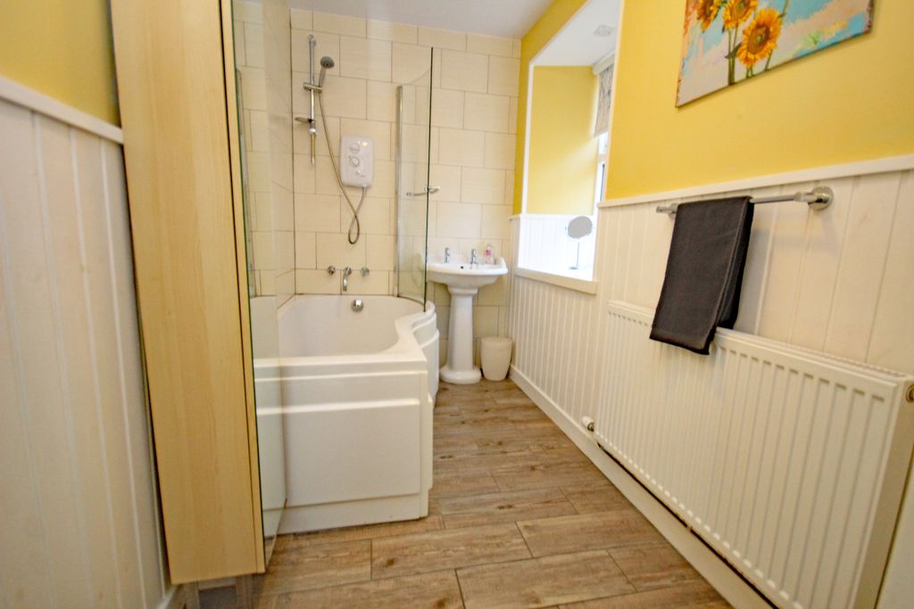 Property photo 3 of 22