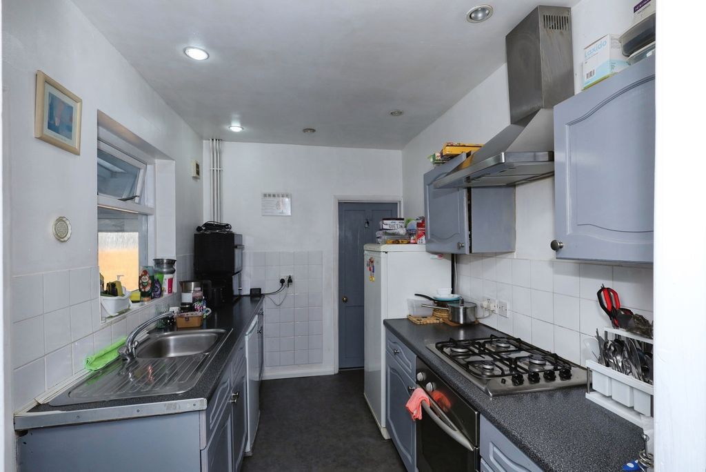 Property photo 3 of 17 Photo