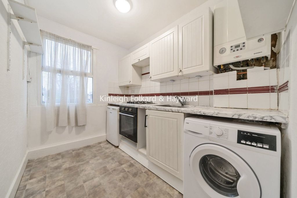 Property photo 2 of 6 Picture No. 04