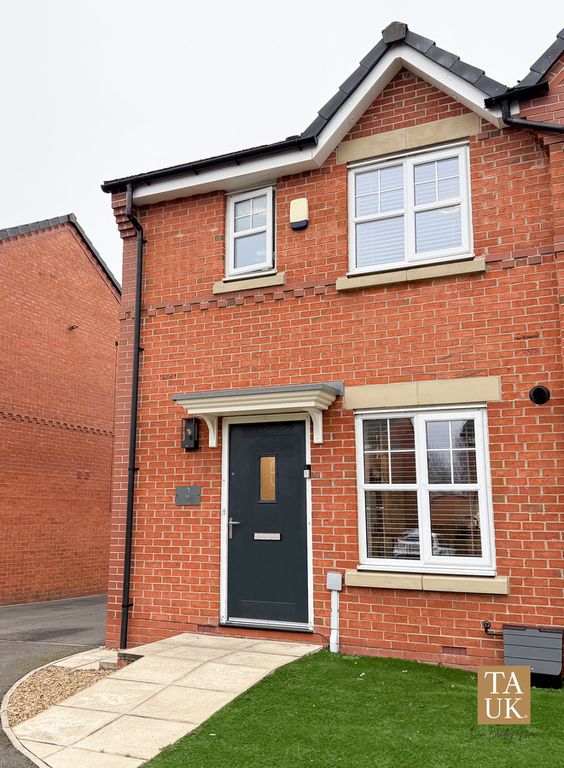 Property photo 2 of 24