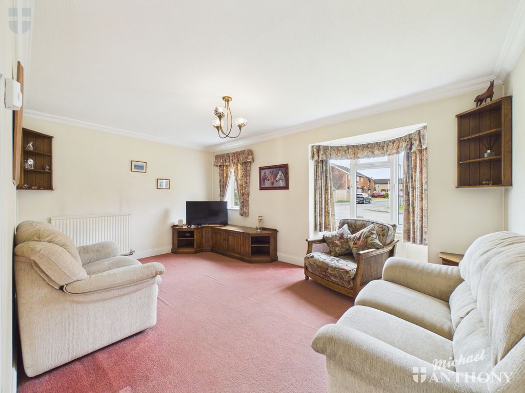 Property photo 3 of 12 Cam03218G0-Pr0966-Still001