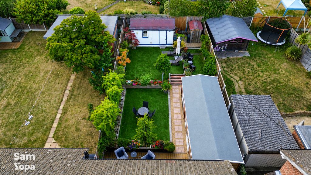 Property photo 3 of 28 Img_8100