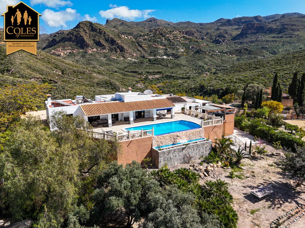 Property photo 1 of 28