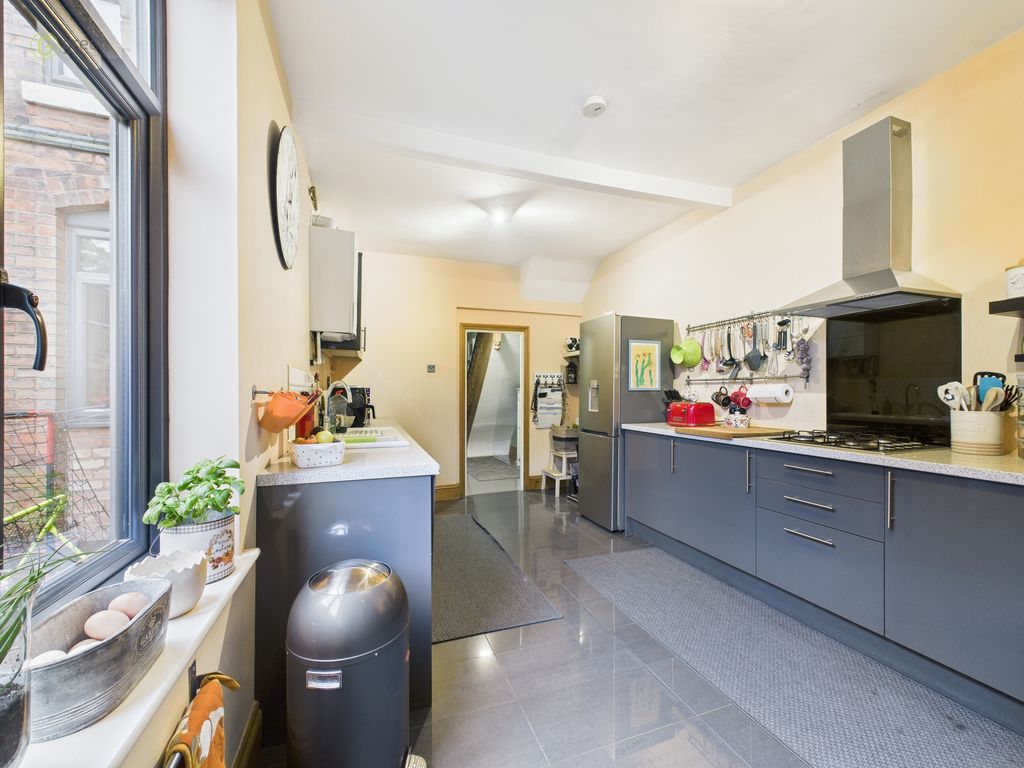 Property photo 3 of 22 Cam04914G0Pr0338Still008