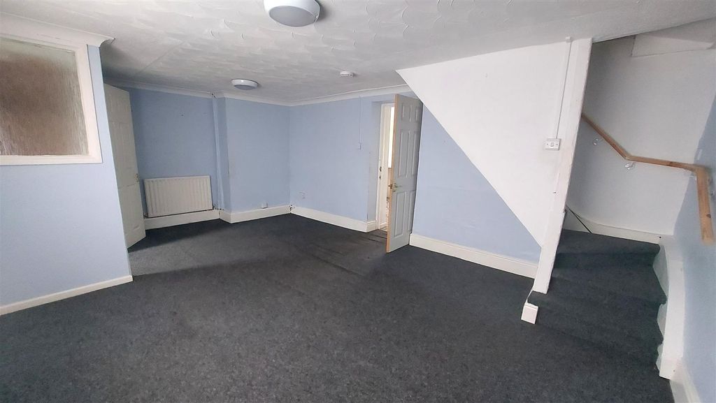 Property photo 3 of 13 20260221_102225.Jpg