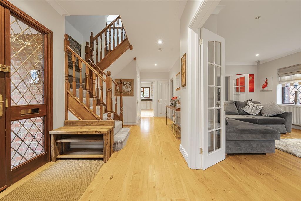 Property photo 2 of 23 Photo Dec 08 2025, 10 39 45 Am.Jpg