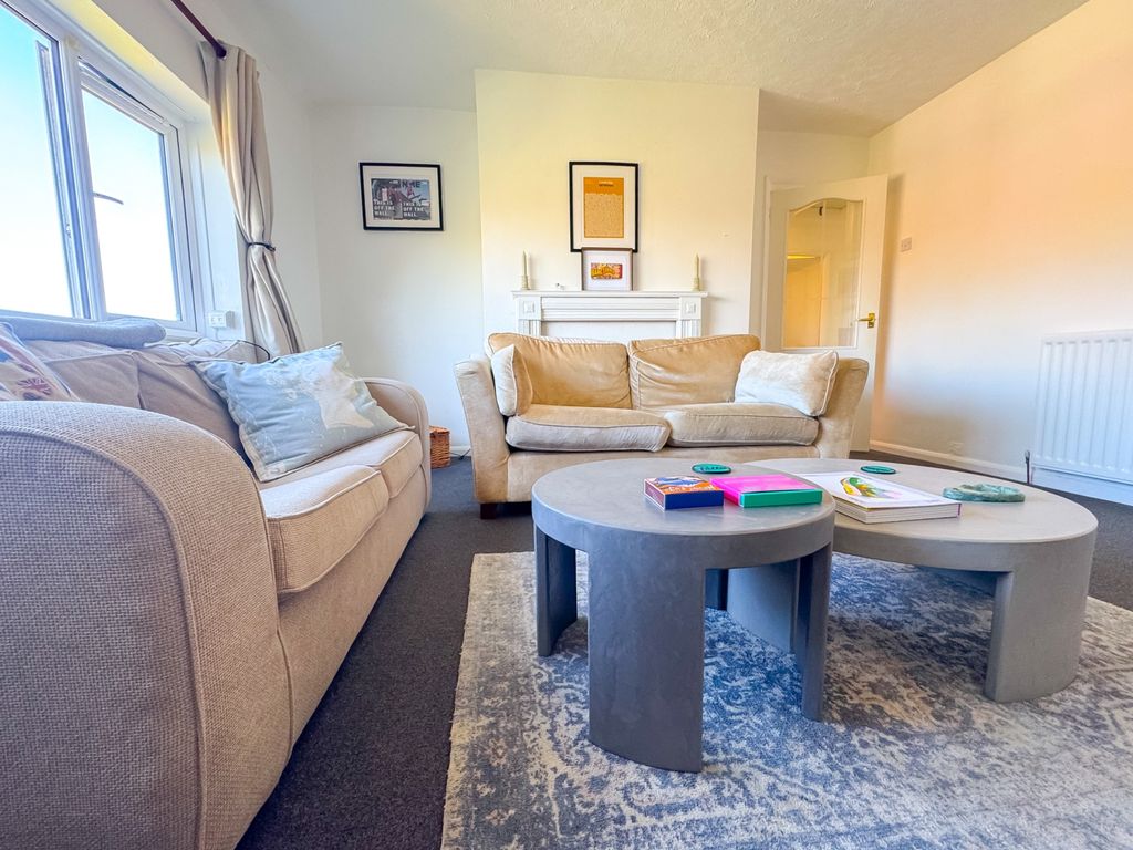 Property photo 2 of 21 Woodrow Saltburn Ewemove-21