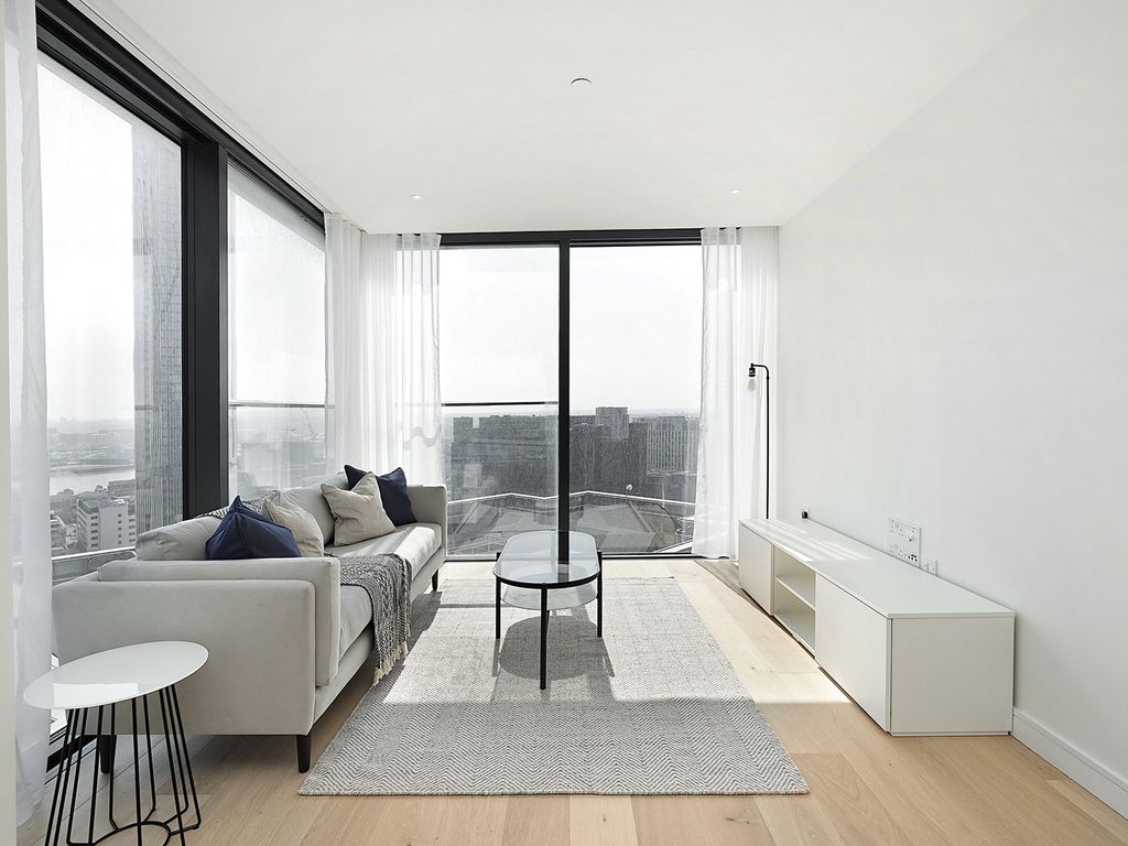 Property photo 3 of 16 Hampton Tower
