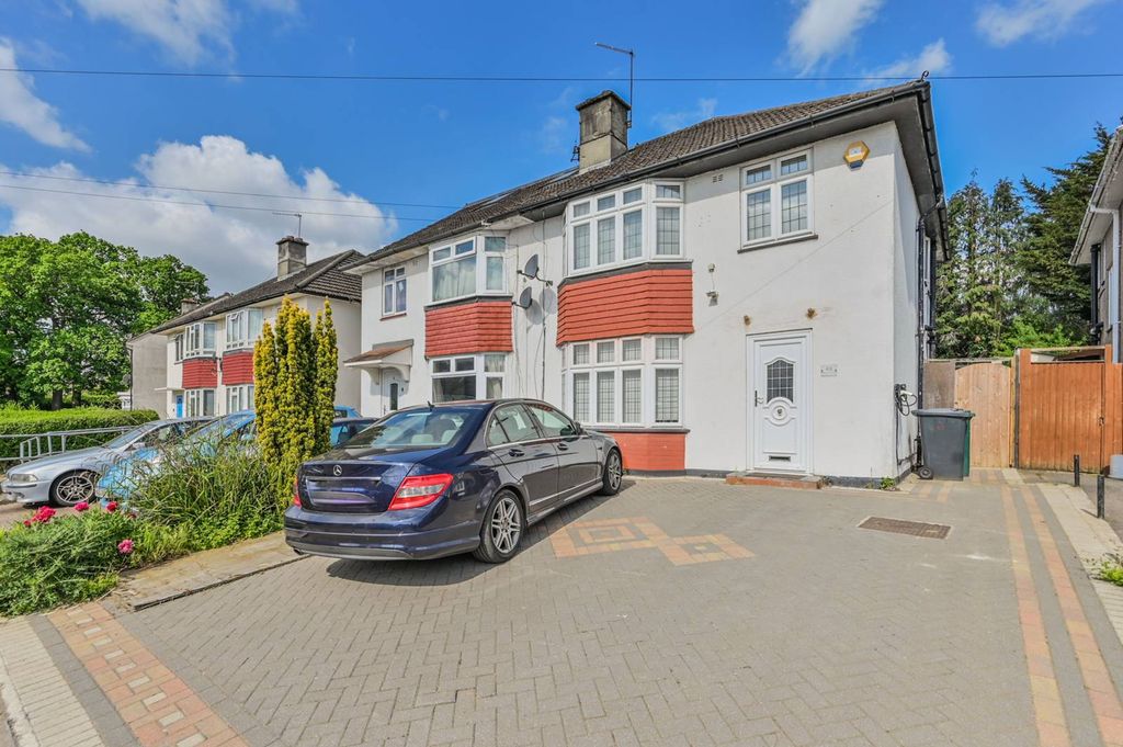 Property photo 2 of 29