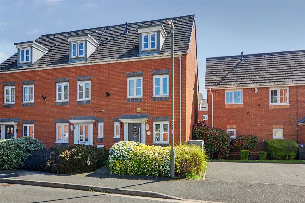 Property photo 1 of 22