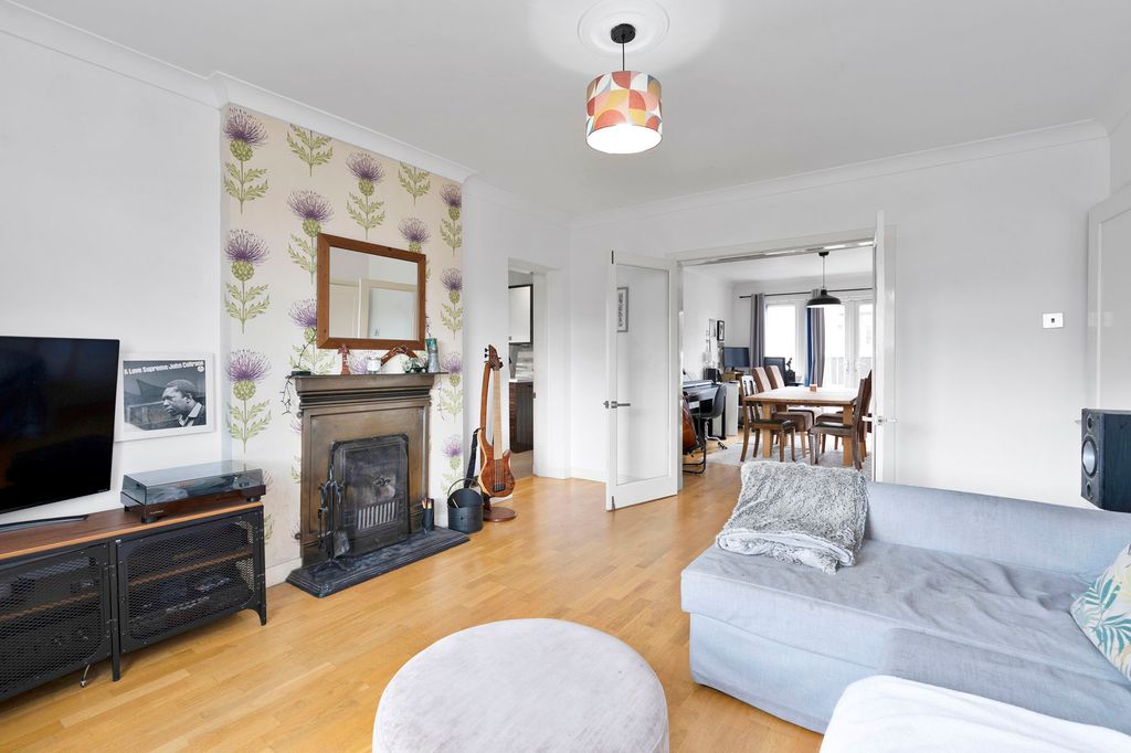 Property photo 3 of 17 Property Image 3