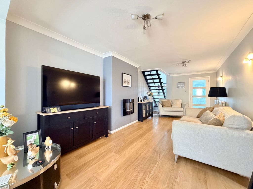 Property photo 3 of 15