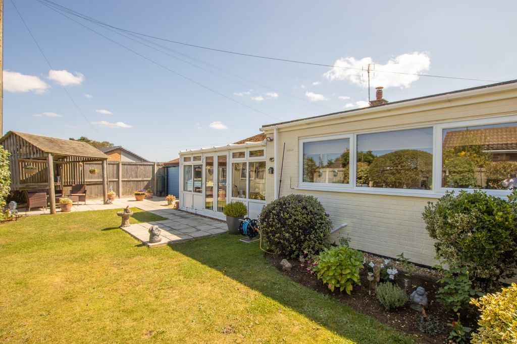 Property photo 2 of 19 3522506