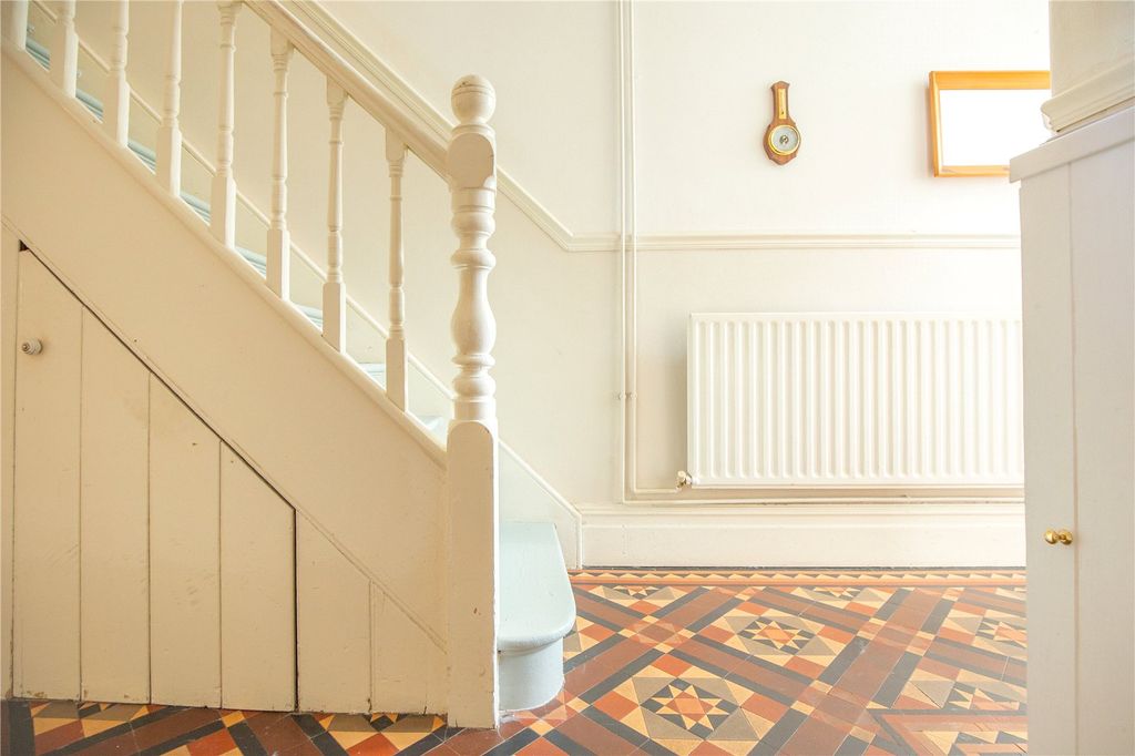 Property photo 2 of 26 Picture No. 36