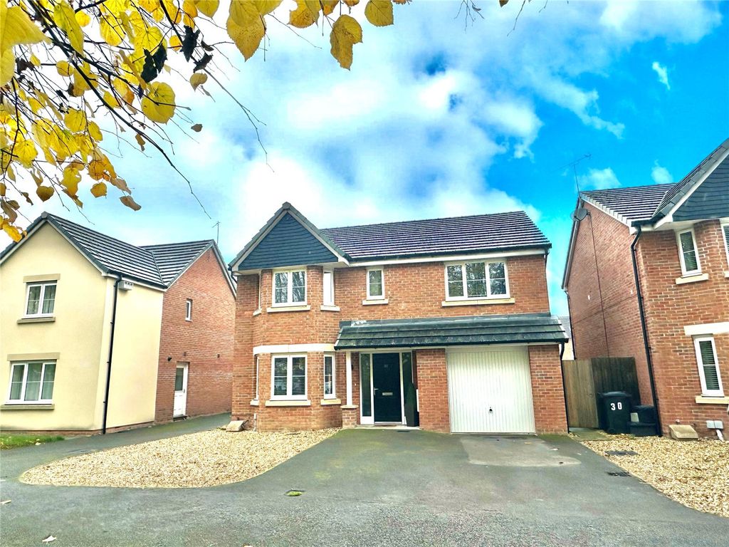 Property photo 1 of 16 Picture No. 23