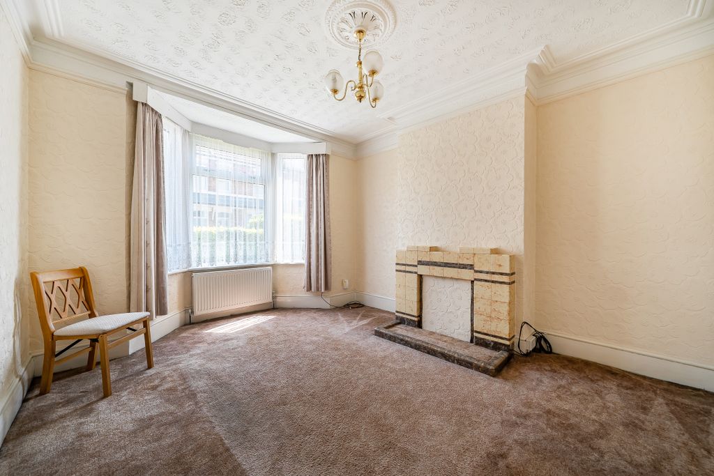 Property photo 3 of 11 148253166A3Bc821A643E