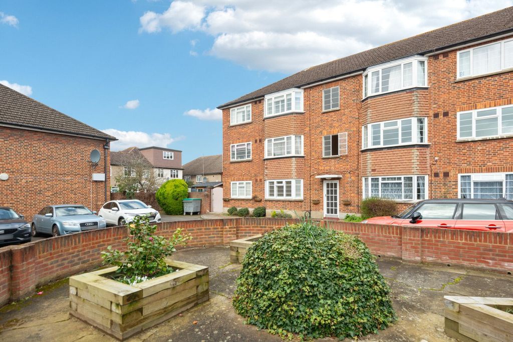 Property photo 2 of 8 Front Exterior