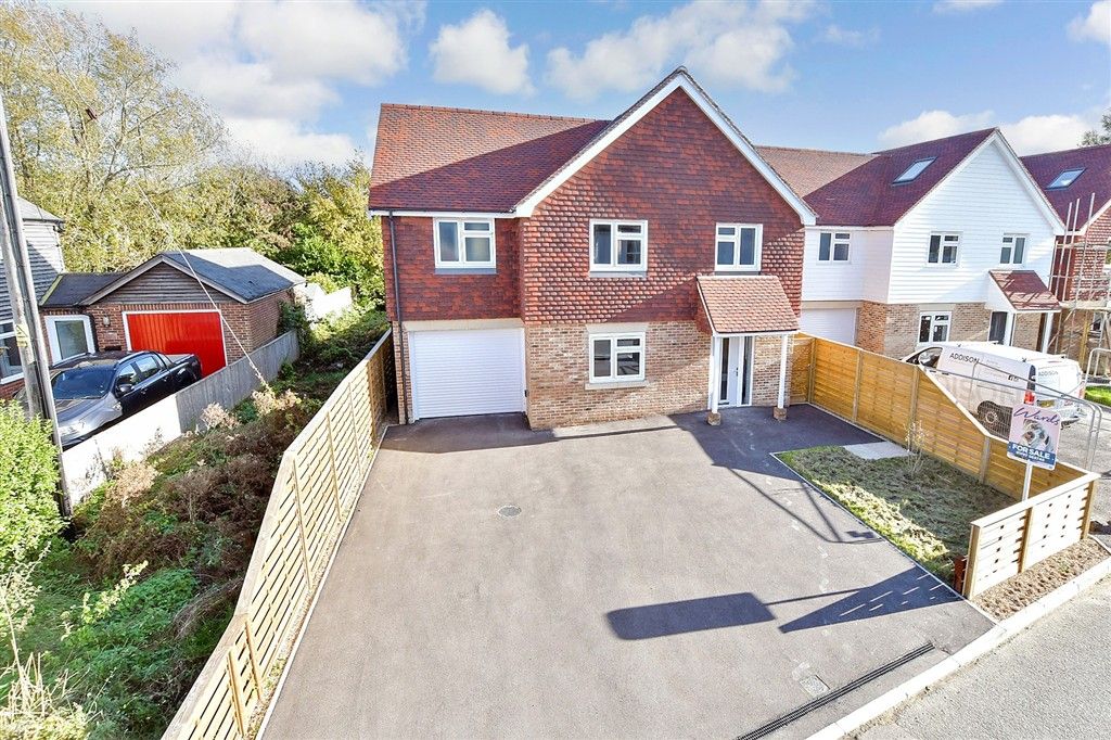 Property photo 1 of 14 External (Web)