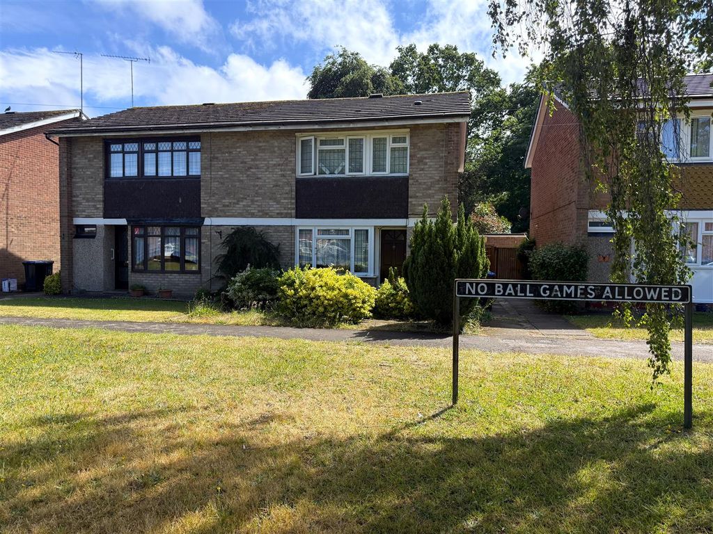Property photo 1 of 12 Front