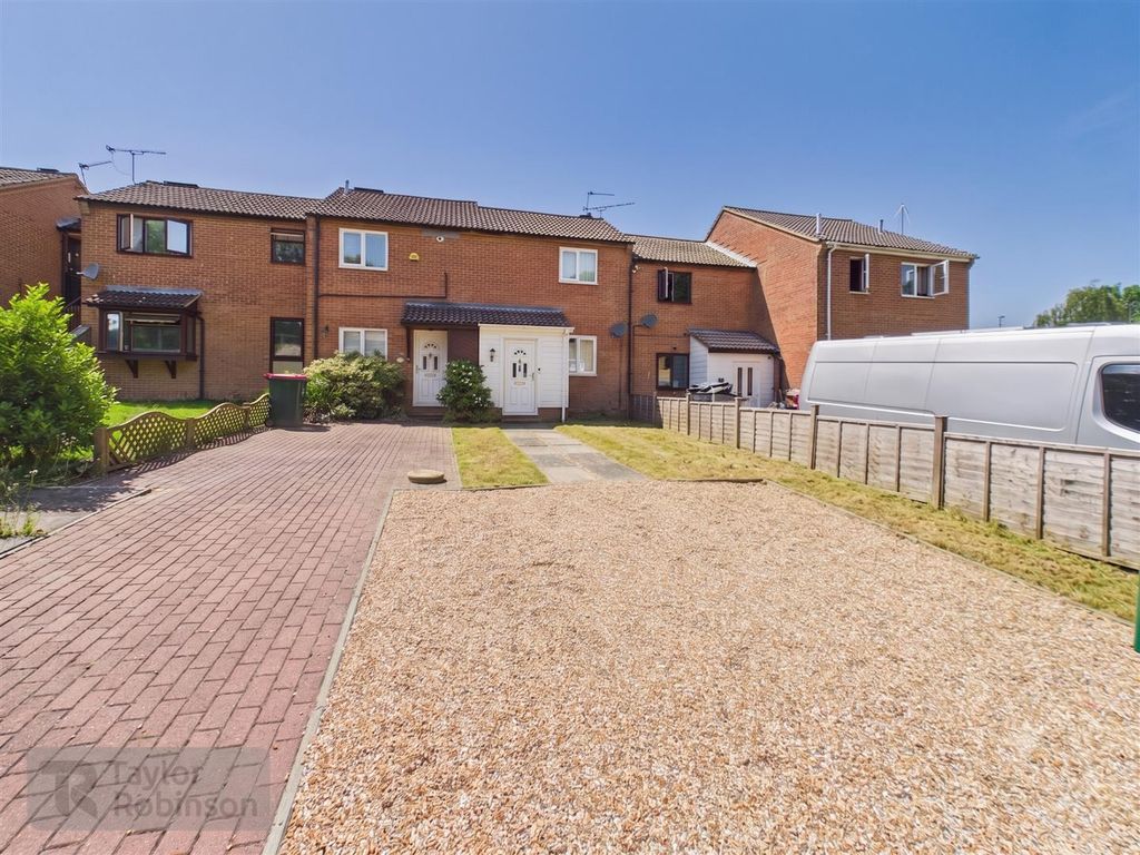 Property photo 1 of 10 Front_Drive_1.Png