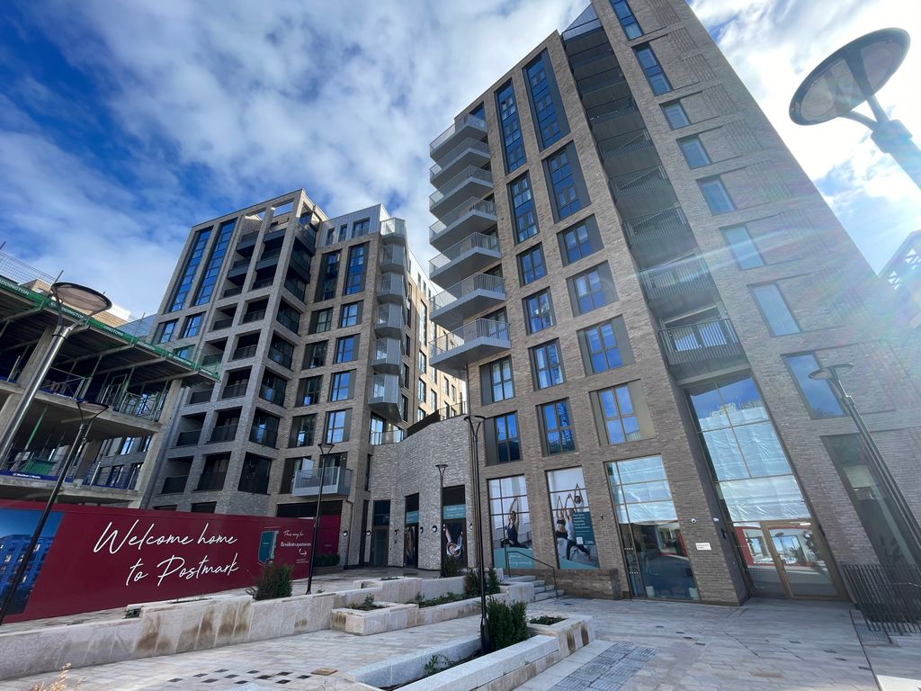 Property photo 1 of 19