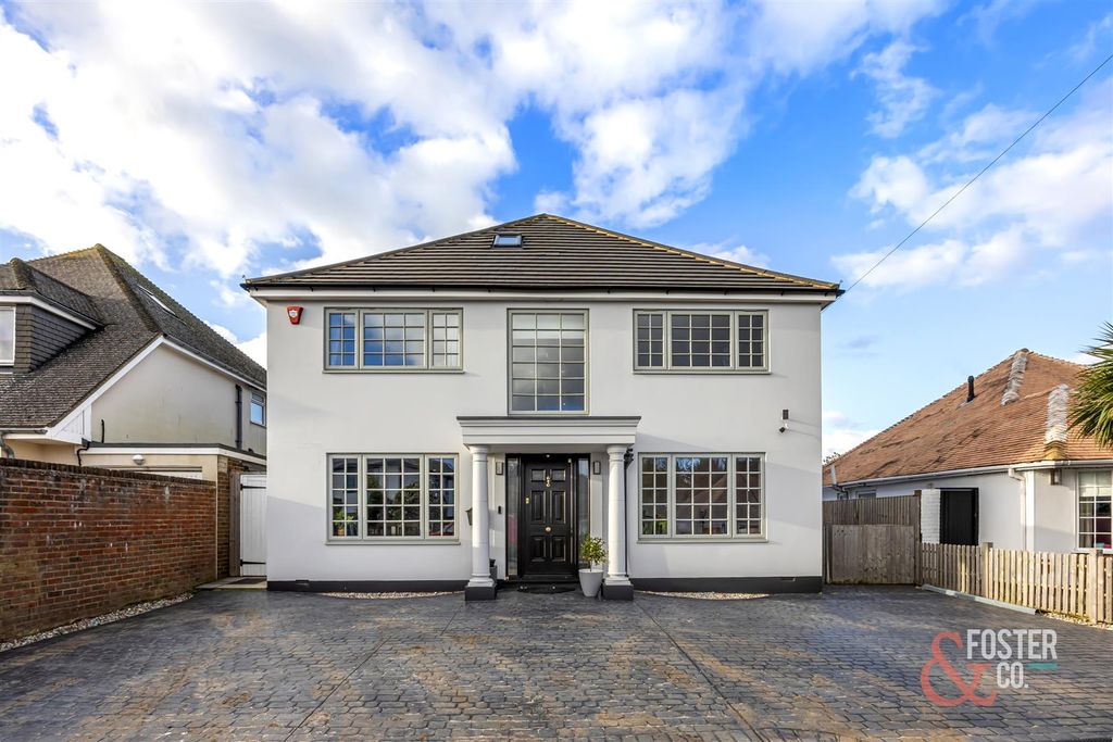 Property photo 3 of 30 Glen Rise_29-030.Jpg
