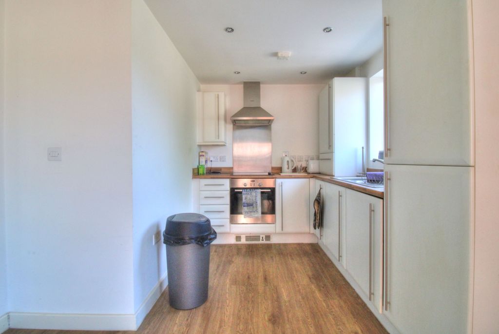 Property photo 2 of 9 Img_2537_8_9